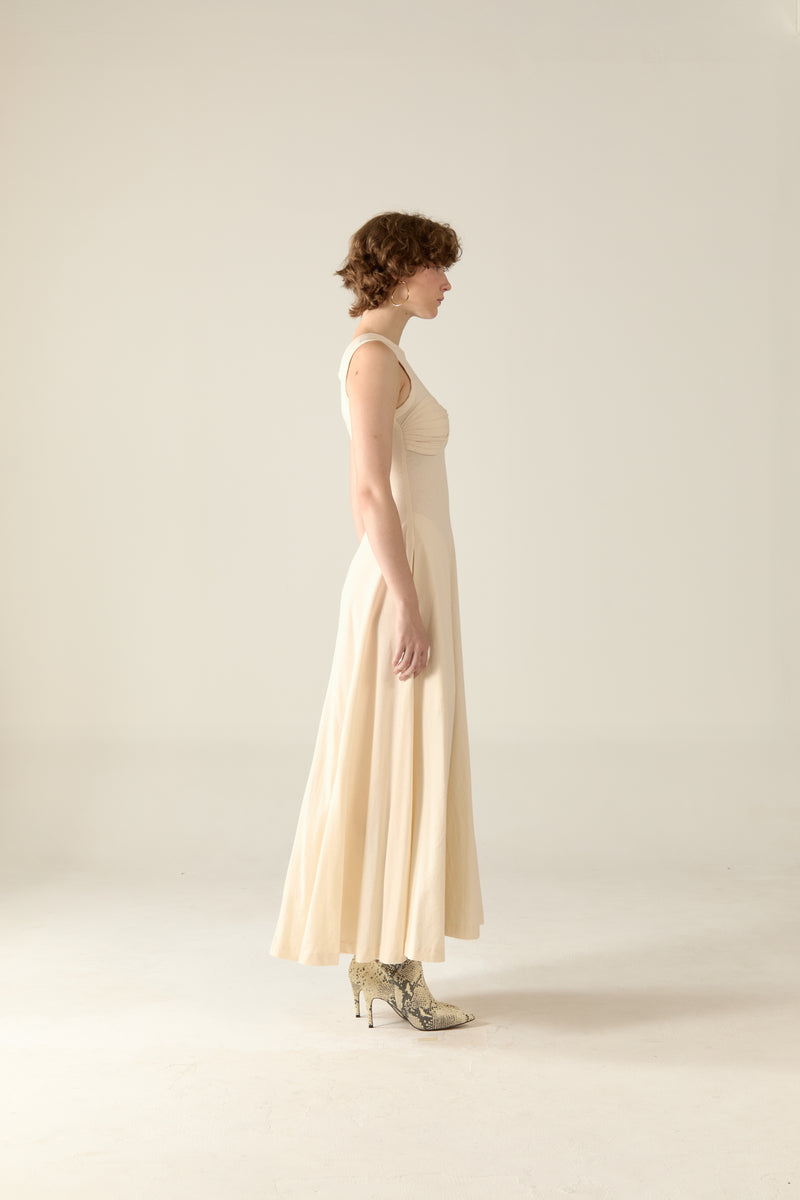 Tegan Maxi